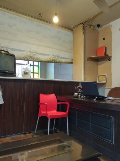 عکس آشپزخانه میزبان