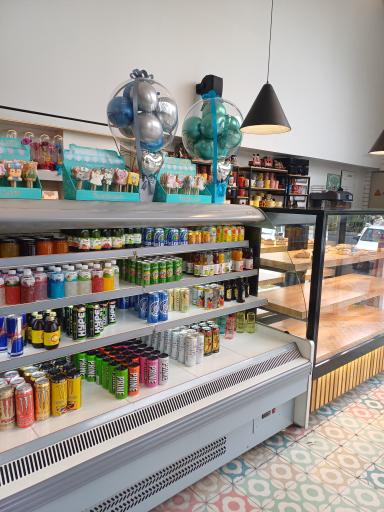 عکس نان و شیرینی چری