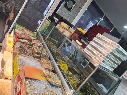 عکس لبنیات سنتی کوروش