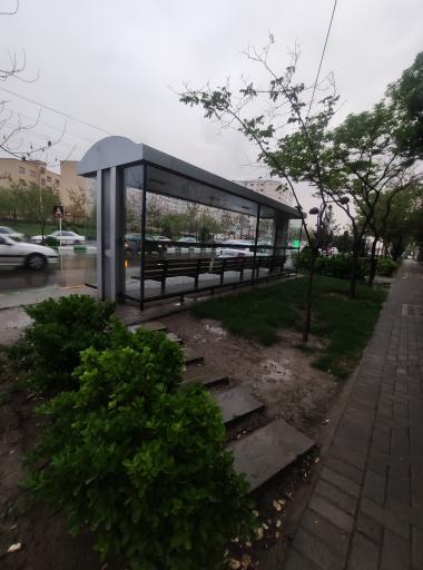 عکس ایستگاه اتوبوس میدان یادگاران