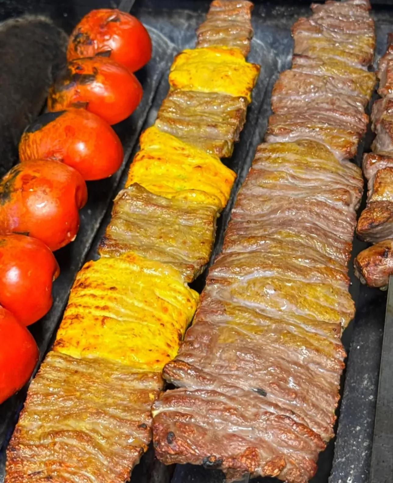 عکس باغ تالار و رستوران مرغ طلایی