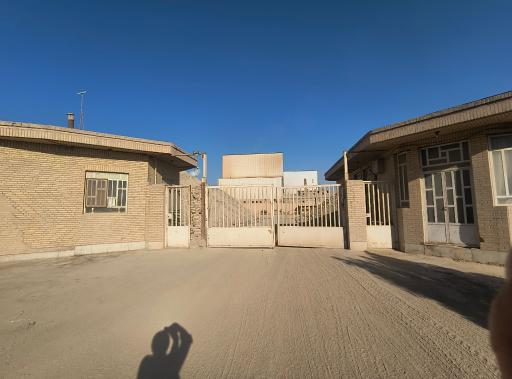 عکس ورودی دپو خاک کاشی خیام