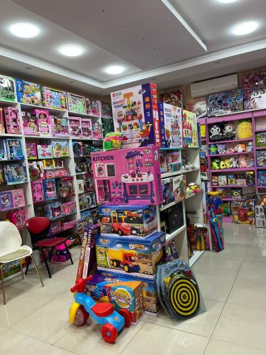 عکس اسباب بازی  فروشی رویای کودک