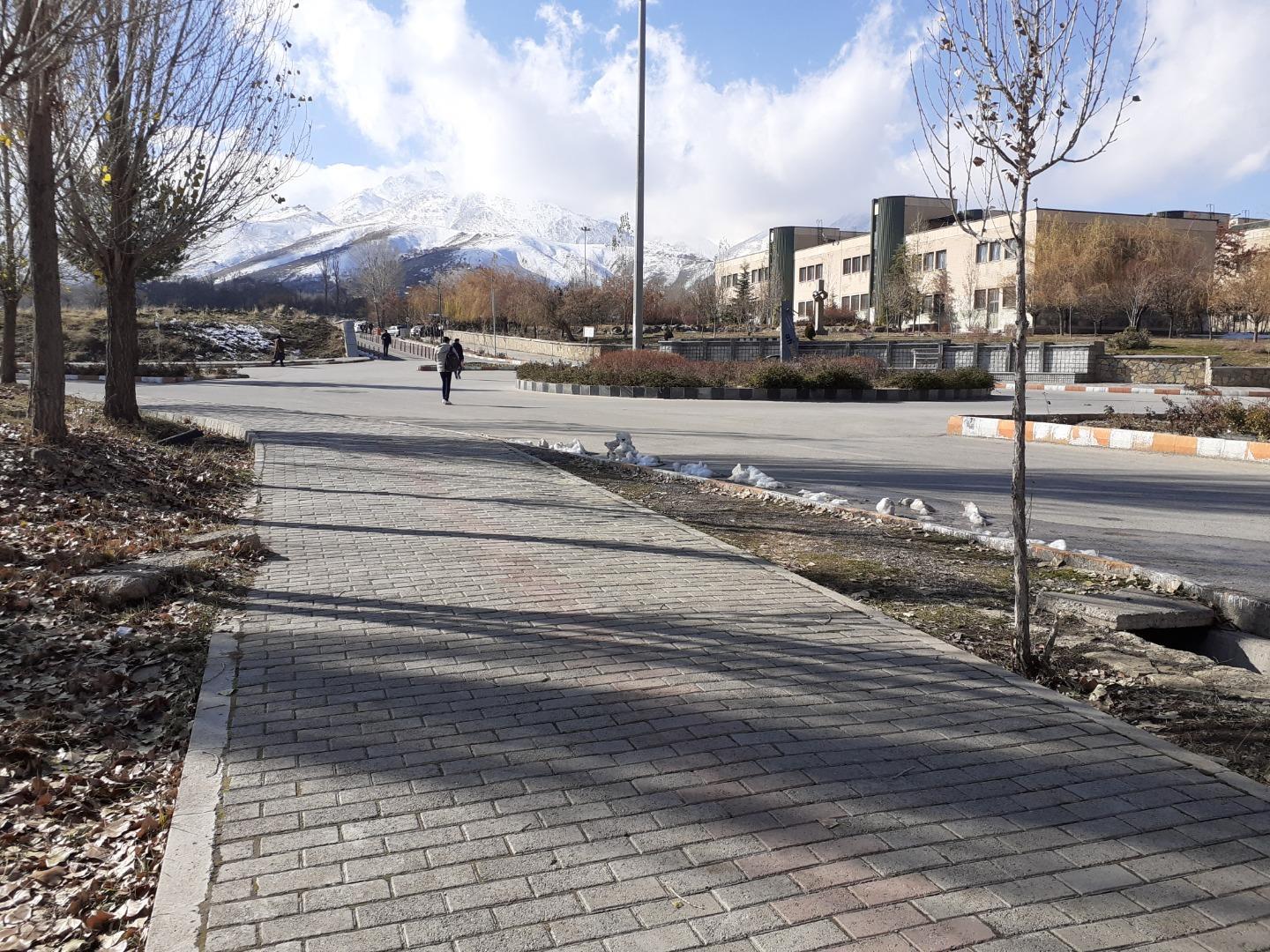 عکس دانشکده مهندسی