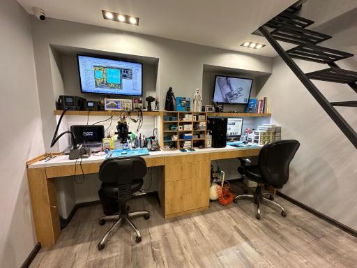 عکس اپل آی کلینیک