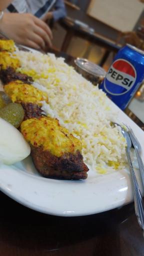 عکس سرای سنتی عمارت شمس