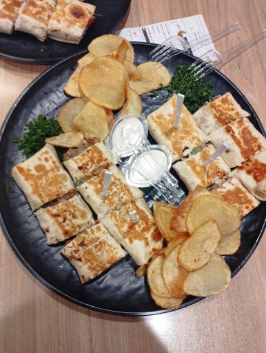 عکس شاورما لبنانی پنگوین