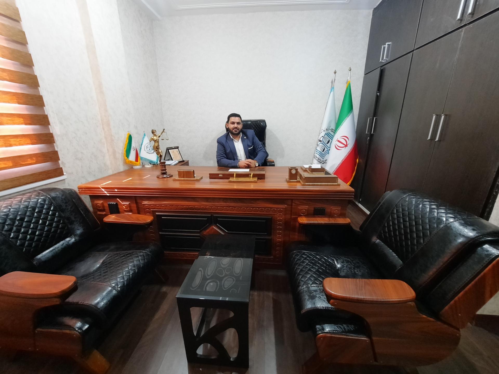 عکس دفتر وکالت محمد سواری پور