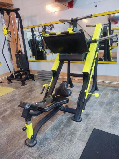 عکس باشگاه بانوان احمدی