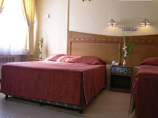 عکس هتل آزادی اصفهان