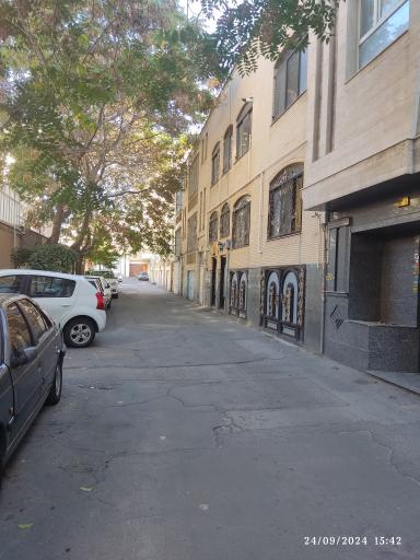 عکس سالن مطالعه خیلی سبز بارسا 