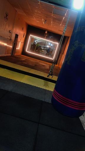 عکس باشگاه بانوان احمدی