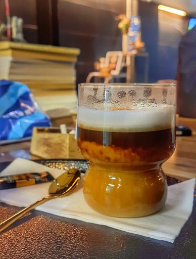 عکس کافە بیلیارد ناین