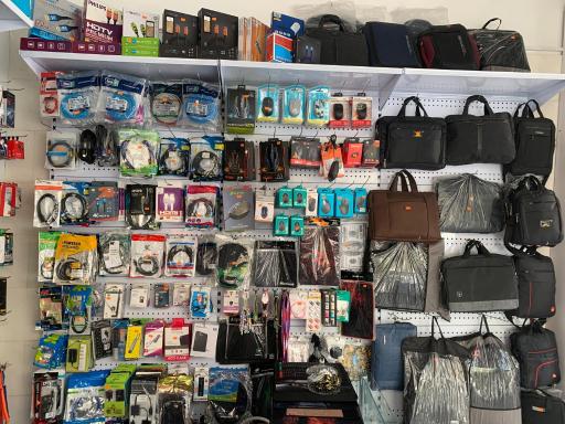 عکس فروشگاه لپ تاپ مبنای برتر