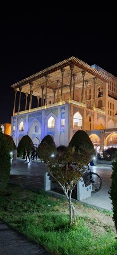 عکس عمارت عالی قاپو