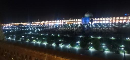 عکس عمارت عالی قاپو