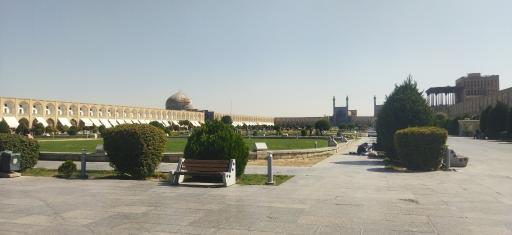 عکس عمارت عالی قاپو