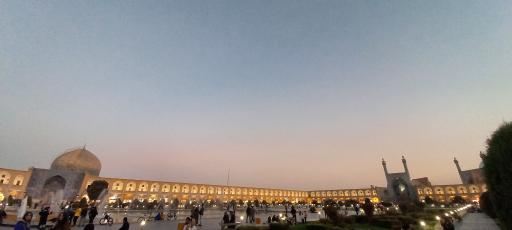 عکس عمارت عالی قاپو