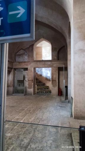 عکس عمارت عالی قاپو