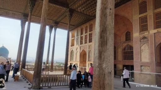 عکس عمارت عالی قاپو