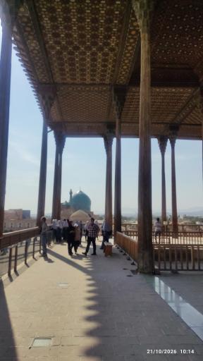 عکس عمارت عالی قاپو