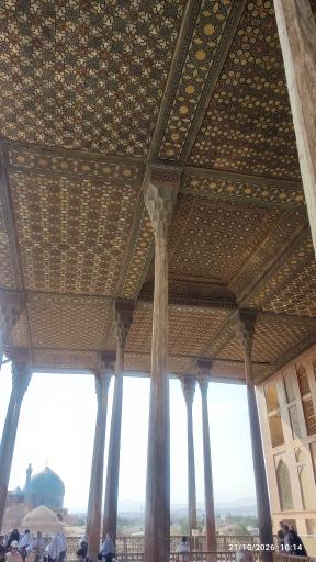 عکس عمارت عالی قاپو