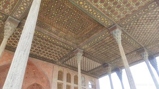 عکس عمارت عالی قاپو