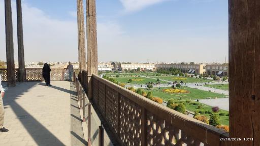 عکس عمارت عالی قاپو