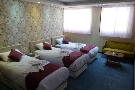 عکس هتل علمدار بافق