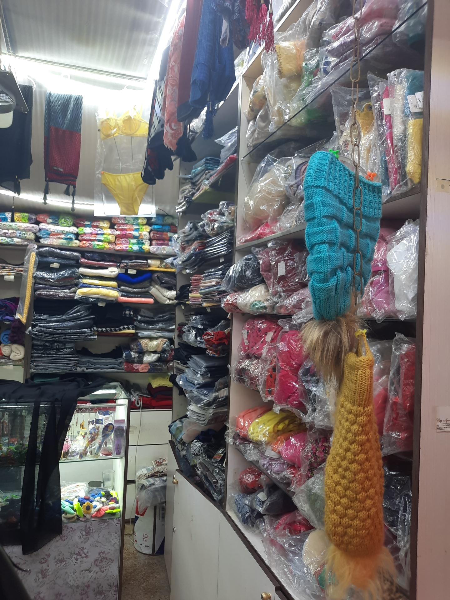 عکس شال و روسری و لباس زیر زنانه چارقد