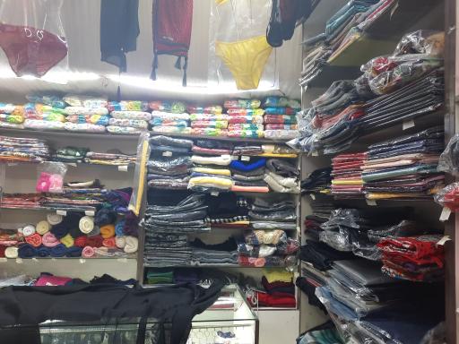 شال و روسری و لباس زیر زنانه چارقد