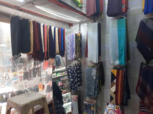 عکس شال و روسری و لباس زیر زنانه چارقد