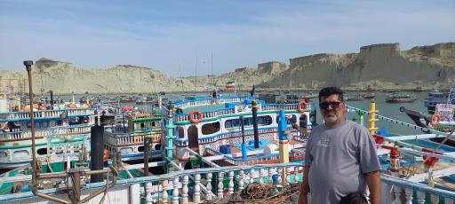 عکس اسکله و بازار ماهی فروشان بریس