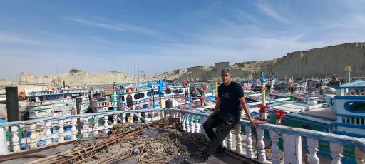 عکس اسکله و بازار ماهی فروشان بریس