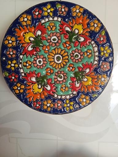 کارگاه ظروف میناکاری و نقاشی های دیوارکوب