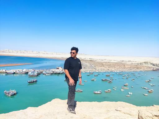 عکس اسکله و بازار ماهی فروشان بریس