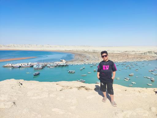 عکس اسکله و بازار ماهی فروشان بریس