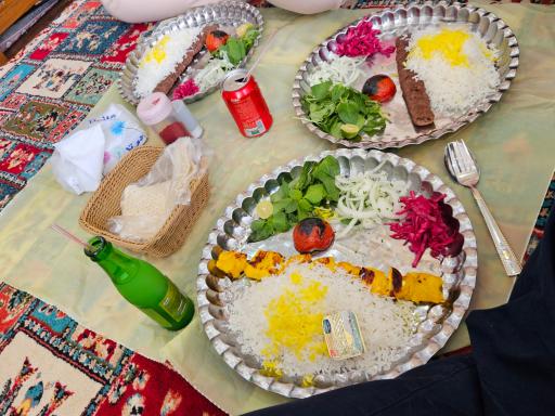 عکس رستوران هزار قندیل