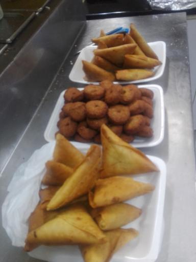 عکس پخش سمبوسه ریش سفید