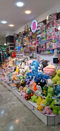 عکس فروشگاه عروسک و اسباب بازی اختاپوس