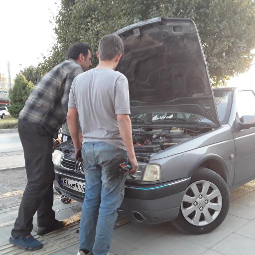 عکس باطری سازی لوکاس