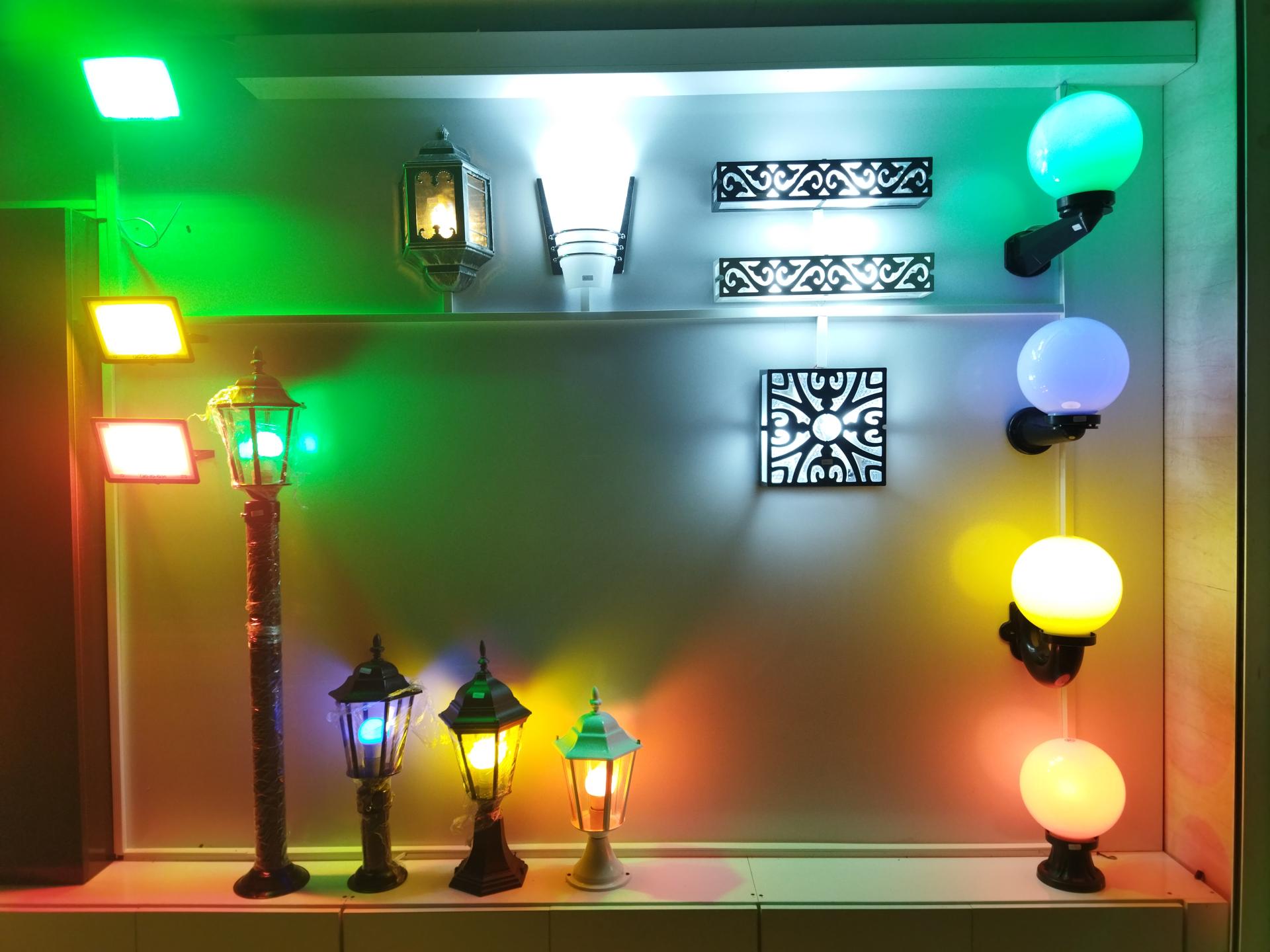 عکس گالری نور محسن