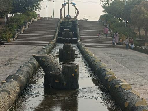 عکس پارک بزرگ شهر (مارکار)