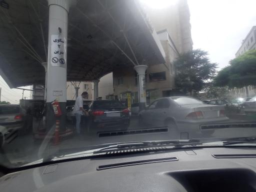 پمپ بنزین دلاوران (مولانا)