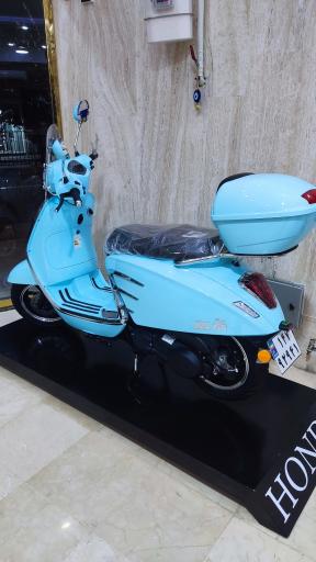 عکس فروشگاه موتورسیکلت همتاز موتور