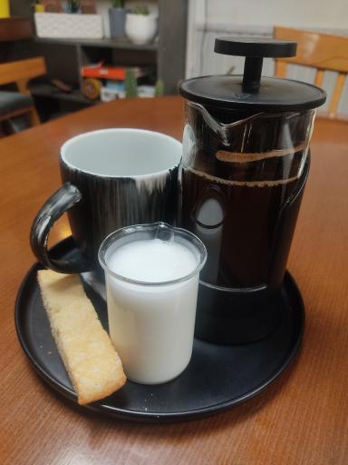 عکس کافه کاکتوس