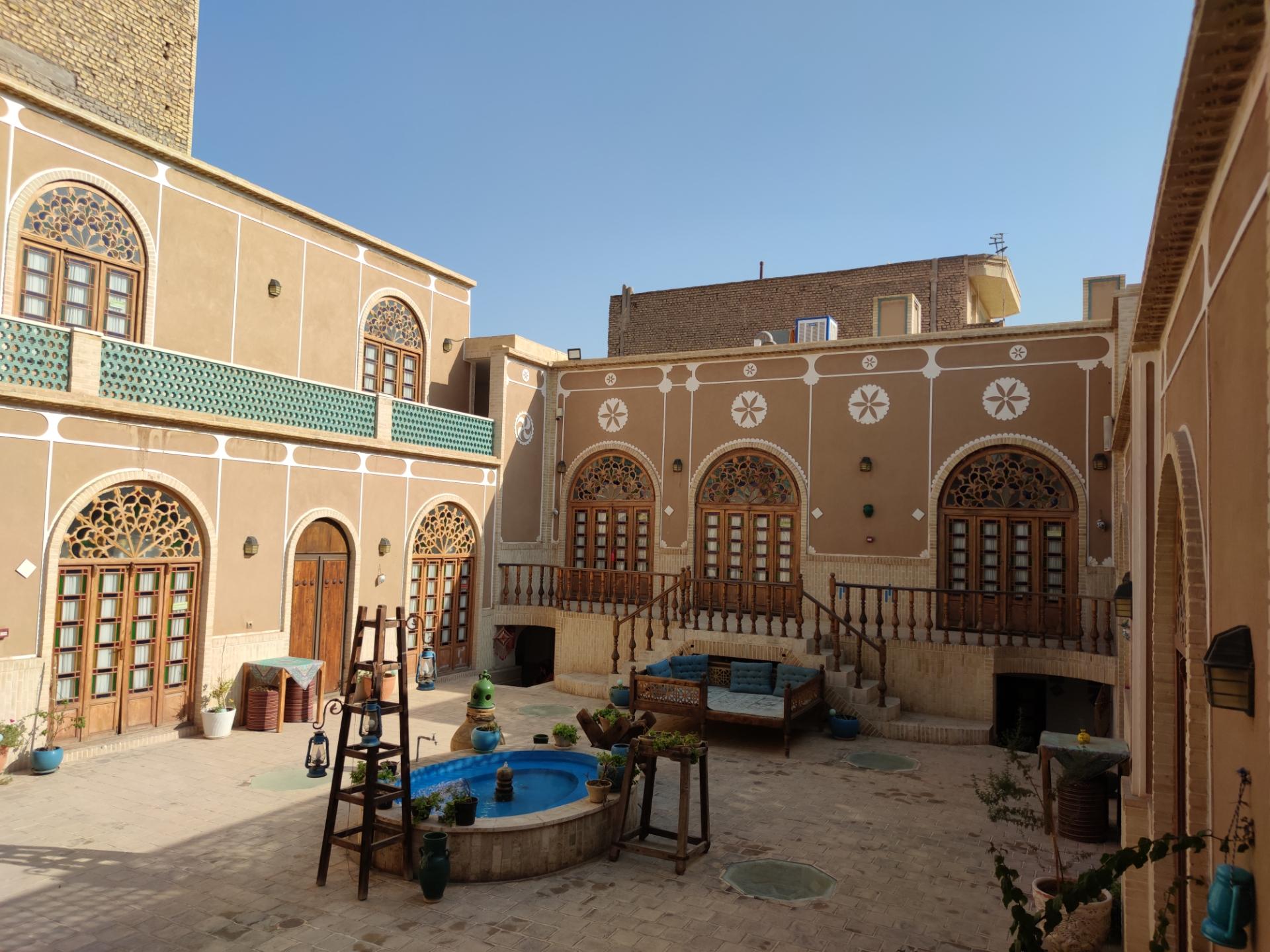 عکس هتل سنتی آواسا