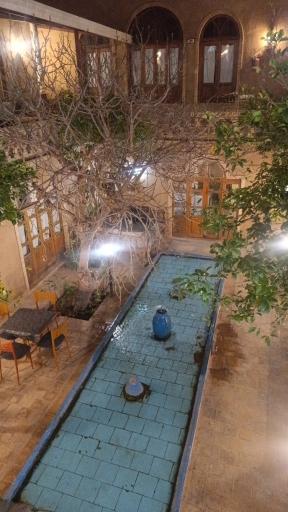 عکس مهمانسرای سنتی سروش