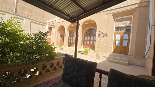 عکس مهمانسرای سنتی سروش
