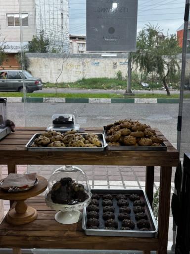 عکس کافه کیک کرلی کوک